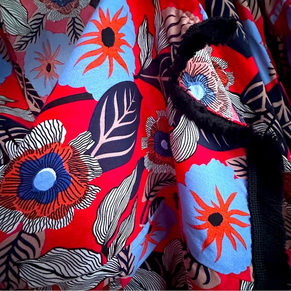 New Coco+ Carmen Floral and Tassel Lined Bell Sleeve Kimono One Size - Picture 6 of 7